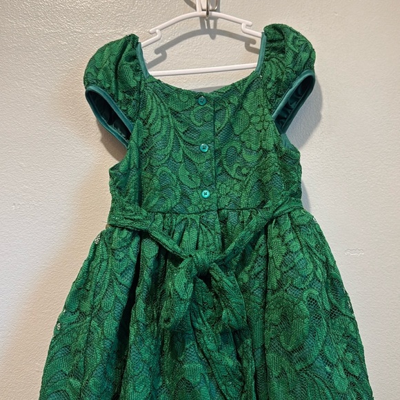Laura Ashley London Girls 5 Green Lace Dress with Puff Sleeves - Picture 7 of 12
